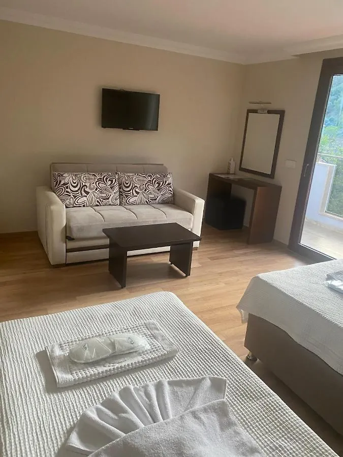 Ξενοδοχείο Yuvarlakcay Cinar Butik Otel Koycegiz